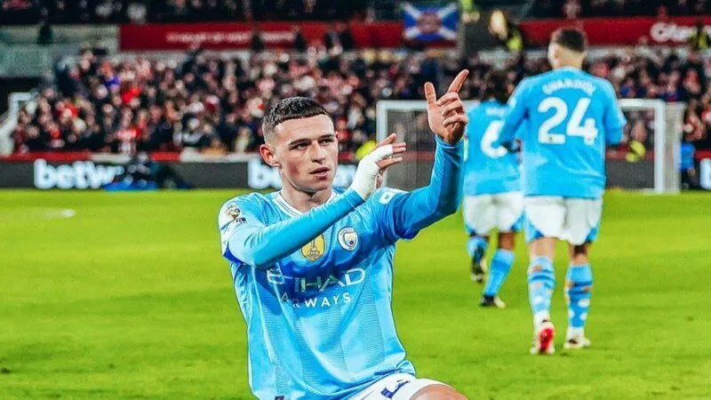 Sự nghiệp hoạt động của anh chàng người Anh Phil Foden